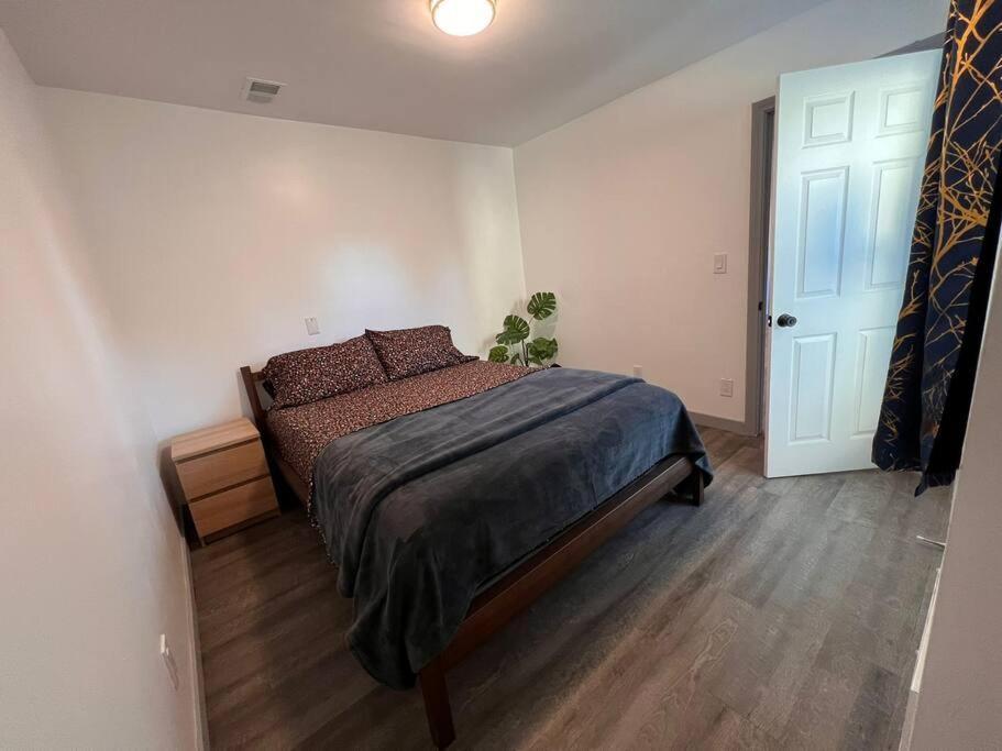Fully Remodeled 1-bedroom House With Massive Yard